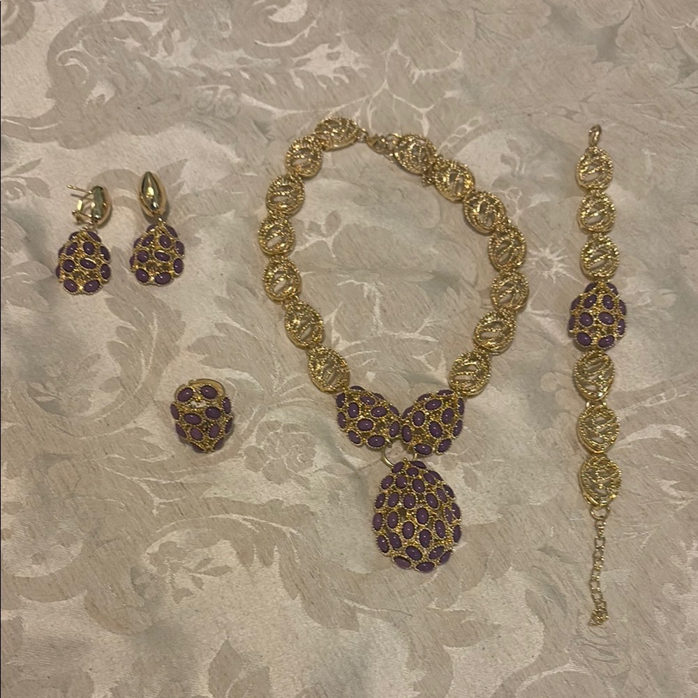 Elegant Gold and Purple Jewelry Set